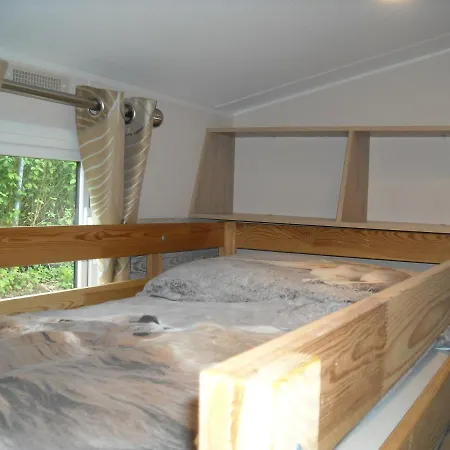 Seecamping Masai Mara - Mobilheim Neu Campsite Berndorf (Baden)